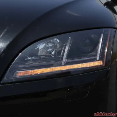 Spyder Auto Signature Sequential Turn Signal Projector Headlight Black for Audi TT 2008-2015 - PRO-YD-ATT08-BK