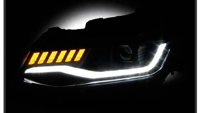 Spyder Auto Signature HID Projector Headlights Black for 2016-2020 Chevrolet Camaro                                     - PRO-YD-CCAM16HIDSI-SEQ-BK - Image 8