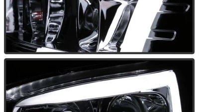 Spyder Auto Signature V2 Projector Headlights Light Bar DRL Chrome for GMC Sierra Denali Yukon 1999-2007                                     - PRO-YD-CDE00V2-LB-C - Image 7