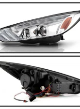 Spyder Auto Signature Projector Headlights with Sequential Turn Signal Light Bar Chrome for Ford Focus 2015-2018                                     - PRO-YD-FF15-LBSEQ-C - Image 2