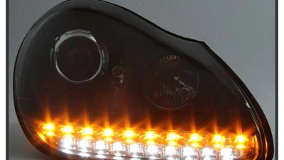 Spyder Auto Black LED DRL Projector Headlights for Porsche 955 Cayenne 2002-2007                                     - PRO-YD-PCAY03-HID-DRL-BK - Image 6
