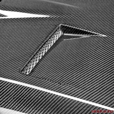 Seibon GTII-Style Carbon Fiber Hood Nissan GT-R 2009-2016 - HD0910NSGTR-GTII