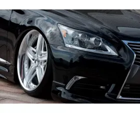 AimGain VIP Exe Front Ducted Fenders L+R FRP Lexus LS460 | LS600h Base 2012-2017