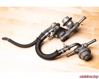 Radium Engineering Fuel Pressure Gauge w/ 8AN ORB Adapter Subaru WRX STI 08-17 - 20-0386