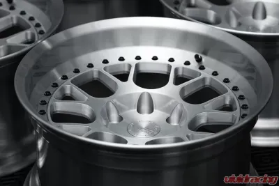 BC Forged LE-T72 Truck Wheel - BCF-LE-T72