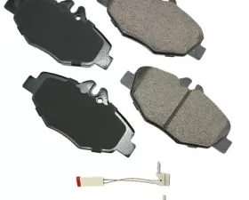 Akebono EURO Ultra Premium Ceramic Disc Brake Pad Kit Front for Mercedes-Benz E320/E350 2003-2009