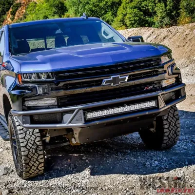 Westin Outlaw Front Bumper Chevrolet Silverado 1500 Front 2019-2020 - 58-61215
