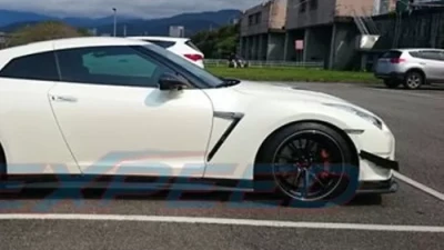 Rexpeed Kansai Style Matte Carbon Fiber Canards Nissan GT-R R35                                     - N43 - Image 4