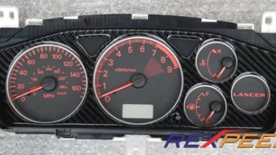Rexpeed Carbon Fiber Gauge Cluster Mitsubishi EVO 7-9                                     - R63 - Image 2