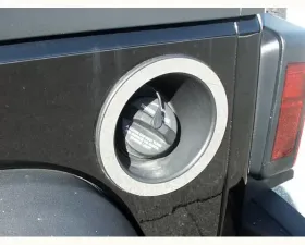 Quality Automotive Accessories 1-Piece Stainless Steel Gas Door Cover Trim Jeep Wrangler JK 4-Door SUV 2007-2018