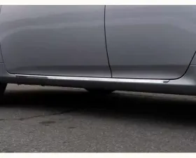 Quality Automotive Accessories 2-Piece Stainless Steel Rocker Panel Trim On the rocker Toyota Corolla 4-Door Sedan 2009-2013