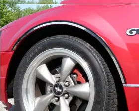 Quality Automotive Accessories 4-Piece Stainless Steel Wheel Well Accent Trim Ford Mustang 2-Door Coupe Convertible 1999-2004