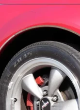 Quality Automotive Accessories 4-Piece Stainless Steel Wheel Well Accent Trim Ford Mustang 2-Door Coupe Convertible 1999-2004                                     - WQ39352 - Image 3