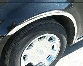 Quality Automotive Accessories 4-Piece Molded Stainless Steel Wheel Well Fender Trim Molding Chrysler 300 4-Door Sedan 2005-2010