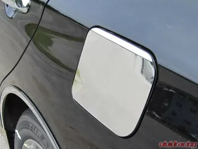 Quality Automotive Accessories 1-Piece Stainless Steel Gas Door Cover Trim Toyota Camry 4-Door Sedan 2015-2017 - GC15130