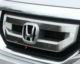 Quality Automotive Accessories 1-Piece Stainless Steel Front Grille Accent Trim Honda Pilot 4-Door SUV 2009-2011