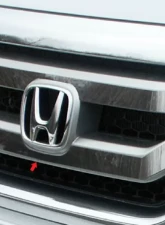 Quality Automotive Accessories 1-Piece Stainless Steel Front Grille Accent Trim Honda Pilot 4-Door SUV 2009-2011                                     - SG29260 - Image 5