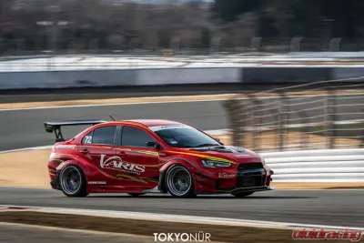 Varis Ver. 2 Widebody Front Fender Kit (FRP) for Mitsubishi Evolution X CZ4A 2008-2015 - VAMI-236