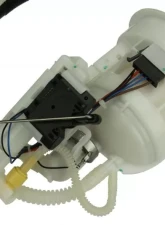 URO Parts Fuel Pump Assembly Mercedes-Benz Left                                     - 2094701394 - Image 2