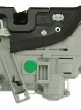 URO Parts Door Latch/Actuator Assembly Front Left                                     - 3C1837015B - Image 2