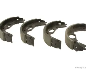 WBR Parking Brake Shoe Set Mitsubishi