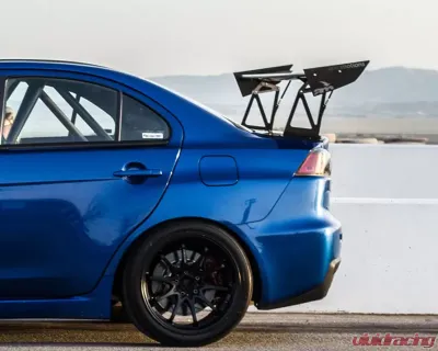 Aeromotions R.Dynamic 70" Wing With 17" Uprights Mitsubishi Evolution X 08-15 - AM-EVOX-RD-17-70