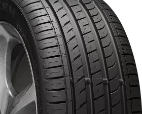 Nexen Tire NFERA SU1 Tire P 215/40 R18 89Y XL BSW