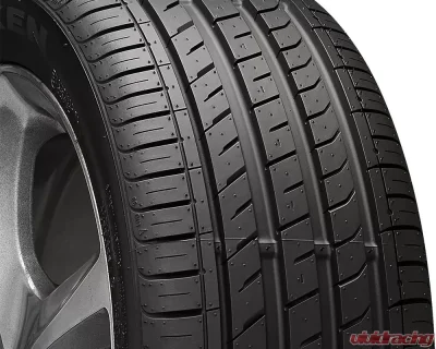 Nexen Tire NFERA SU1 Tire P 215/40 R18 89Y XL BSW - 12350NXK