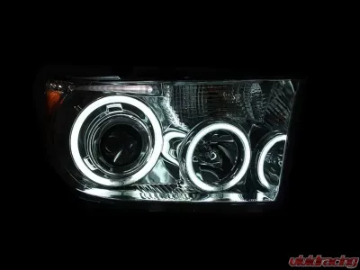 Anzo USA Projector Headlight Set w/Halo Toyota - 111173