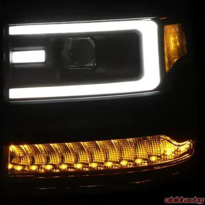Anzo USA Projector Headlight Set Chevrolet Silverado 1500 2016-2018 - 111375