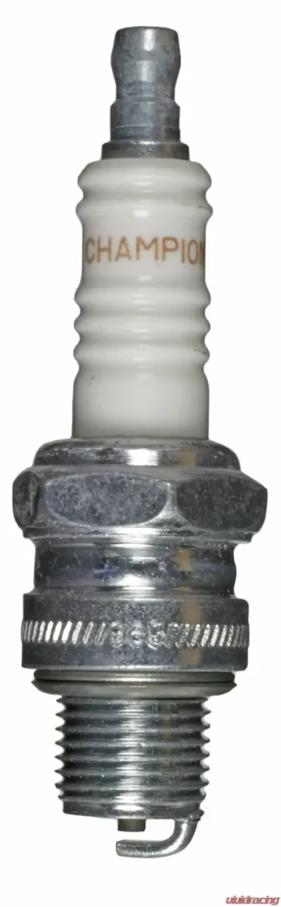 Champion Spark Plug Champion Copper Plus Small Engine- Boxed - L82C - 811
