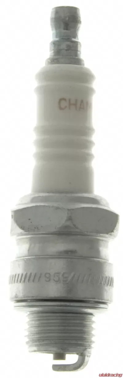 Champion Spark Plug Champion Copper Plus Small Engine- Boxed - J6C - 823