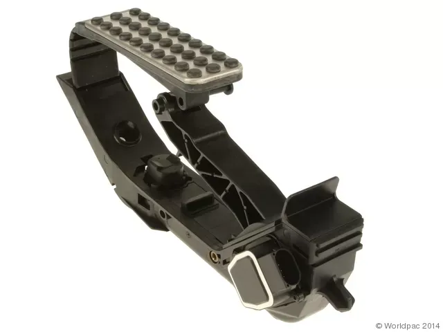 Original Equipment Accelerator Pedal Mercedes-Benz - W0133-1955709