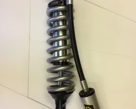 ADS Racing Shocks 250-99TNF-000 Remote Reservoir 2.5 in. Front Shock for 1999-2006 Toyota Tundra/Sequoia