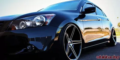 Spec-1 SP-8 Wheel Racing Series 20x10.5 5x120 38mm Gloss Black Machined - SP8201051838GBM
