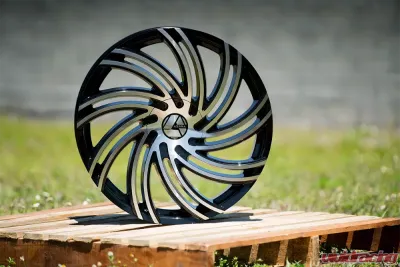 Azara 514 Wheel 22x8.5 5x110|5x114.3 38mm Gloss Black Machined - AZA-514228551101143+38BM