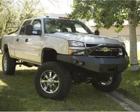 Fab Fours 03-07 (Classic) Chevrolet Heavy Duty Front Winch Bumper w/Pre-Runner Grill Guard Bare