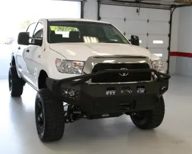 Fab Fours 07-13 Toyota Tundra Front Winch Bumper w/Pre-Runner Grill Guard