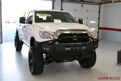 Fab Fours 07-13 Toyota Tundra Front Winch Bumper w/Pre-Runner Grill Guard - TT07-H1852-1