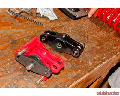 BMR Suspension Watts Link Pivot Upgrade Billet Aluminum Pivot Only Ford Mustang 2005-2014 - WL007
