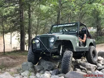 Motobilt Front Stubby Bumper w/ Stinger Bare Steel Jeep Wrangler CJ 1976-1986 - MB1015-S