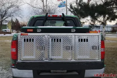 Owens Products 58.5 W x 22.25 D x 20 H Diamond Tread Aluminum Dog Box Hunter Series Triple Compartment w/ All Seasons Rear Vents - 55029