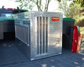 Owens Products 24 W x 38 D x 30 H Diamond Tread Aluminum Dog Box Hunter Series Single Compartment