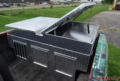 Owens Products 58 W x 40 D x 26 H Diamond Tread Aluminum Dog Box Hunter Series Triple Compartment with Top Storage & All Seasons Rear Vents - 55053