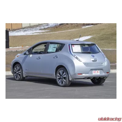 Curt Class 1 Trailer Hitch with 1-1/4" Receiver - 11396