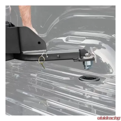 Curt Q20 5th Wheel Hitch with Ram Puck System Legs - 16045