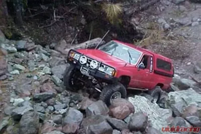ARB Deluxe Bar Toyota Pickup 84-85 - 3414090