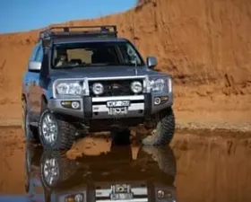 ARB Deluxe Bar Toyota Land Cruiser 200 Series 07-11