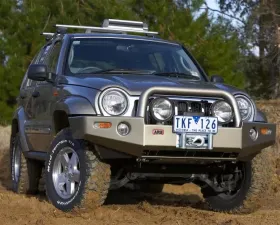 ARB Front Combination Bumper with Mounting Hardware Jeep Grand Cherokee KJ 2005-2008