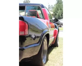 ADV Fiberglass Bedsides 4 Inch Flare 2 Inch Rise Chevrolet S-10 94-05